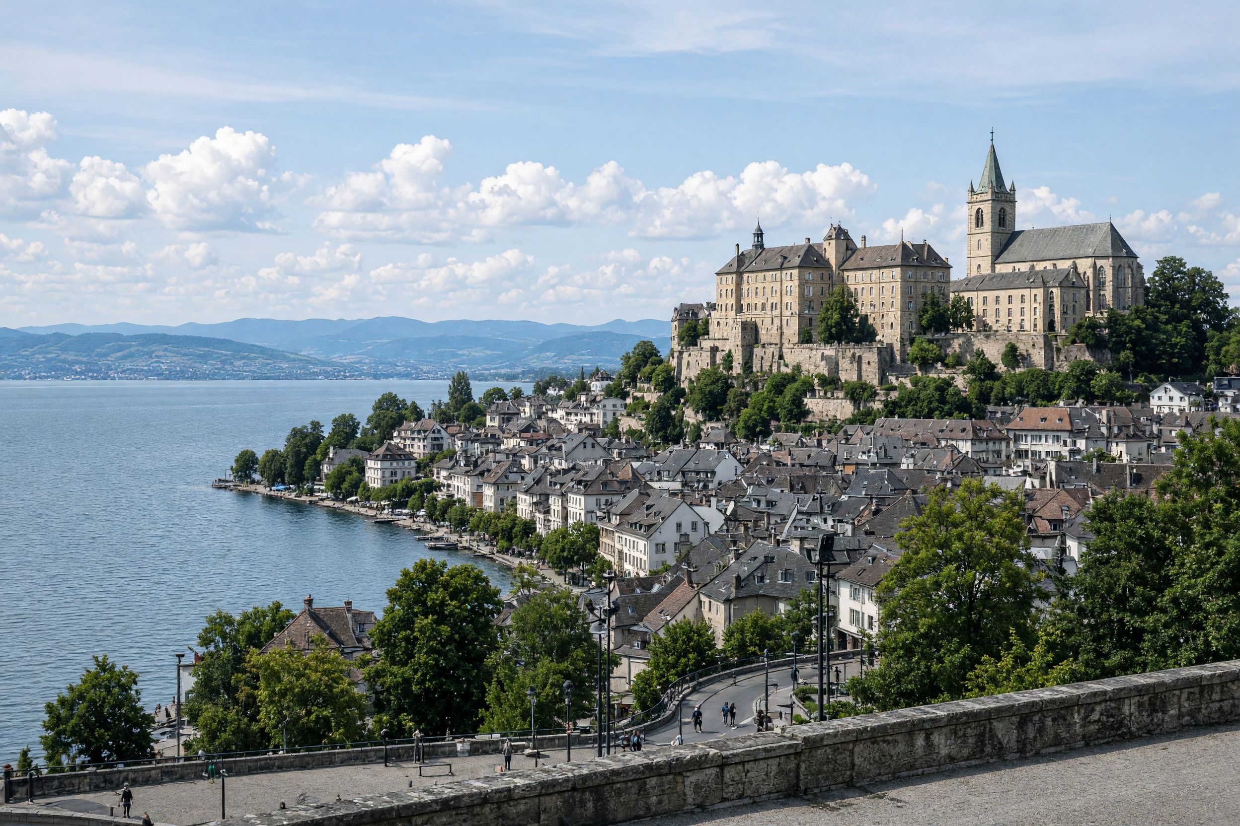 Neuchatel