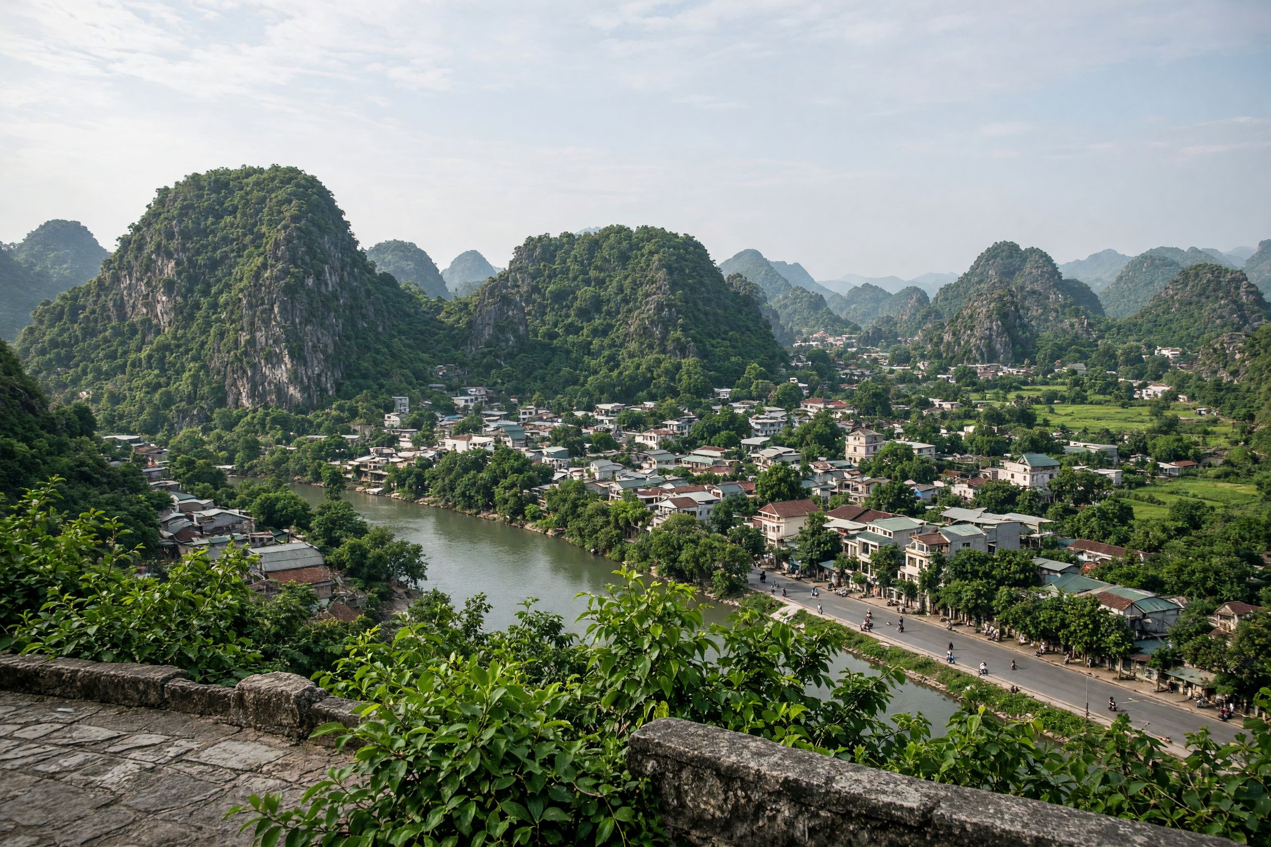 Hoa Lu District