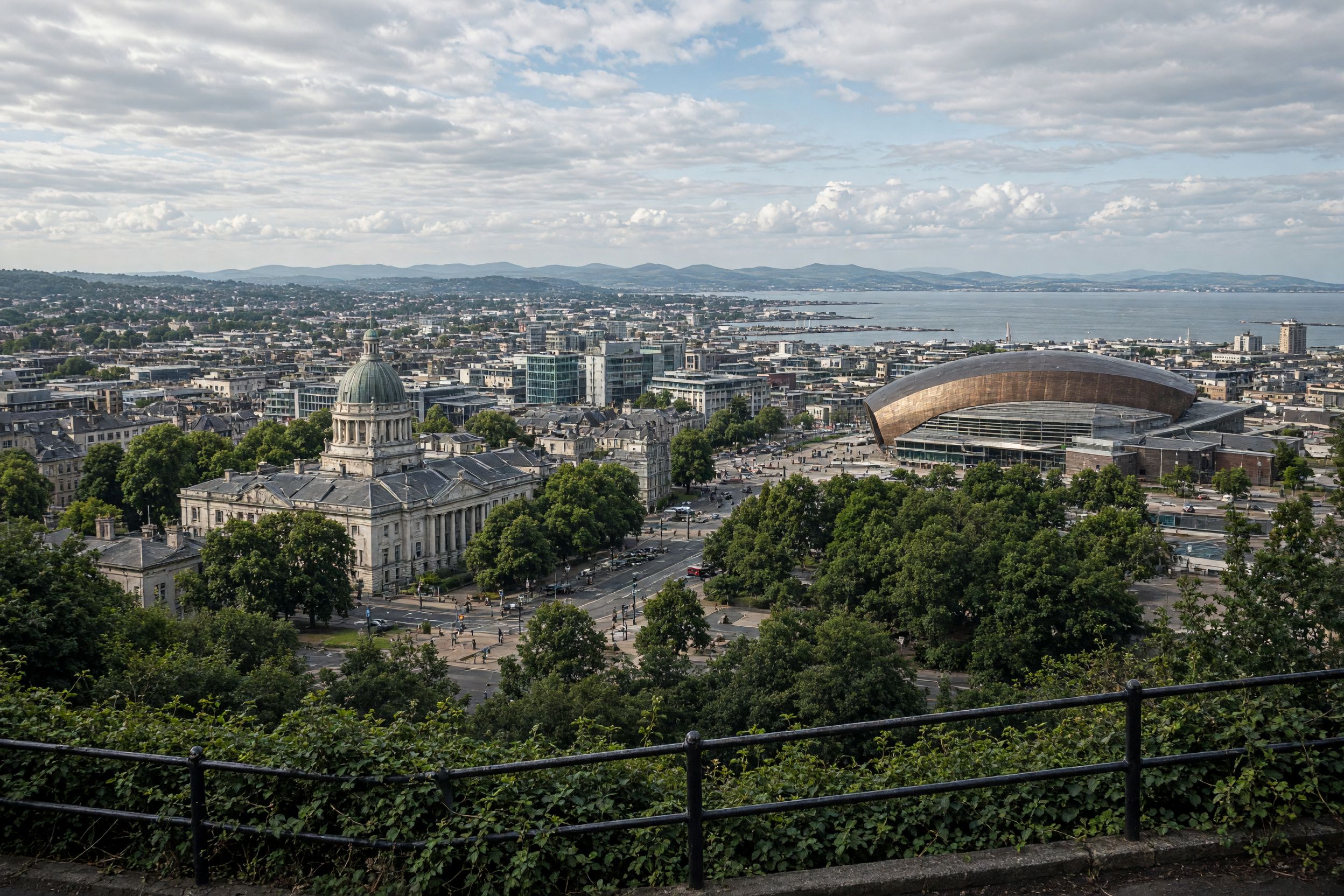 Cardiff Caerdydd
